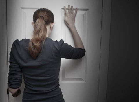 Phrasal verbs with 'let': Learning English - Linguahouse.com