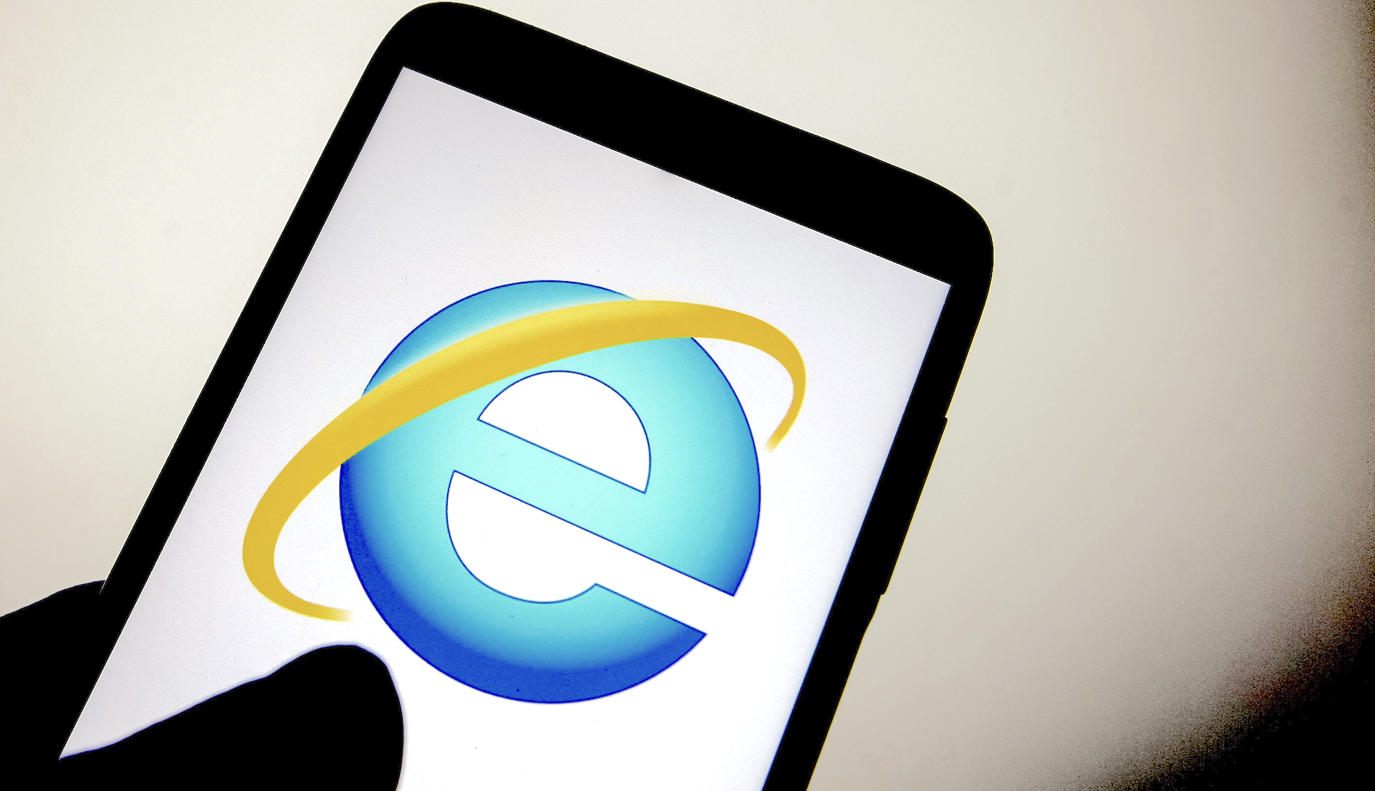 Last goodbyes to Internet Explorer: ESL/EFL Lesson Plan and Worksheet